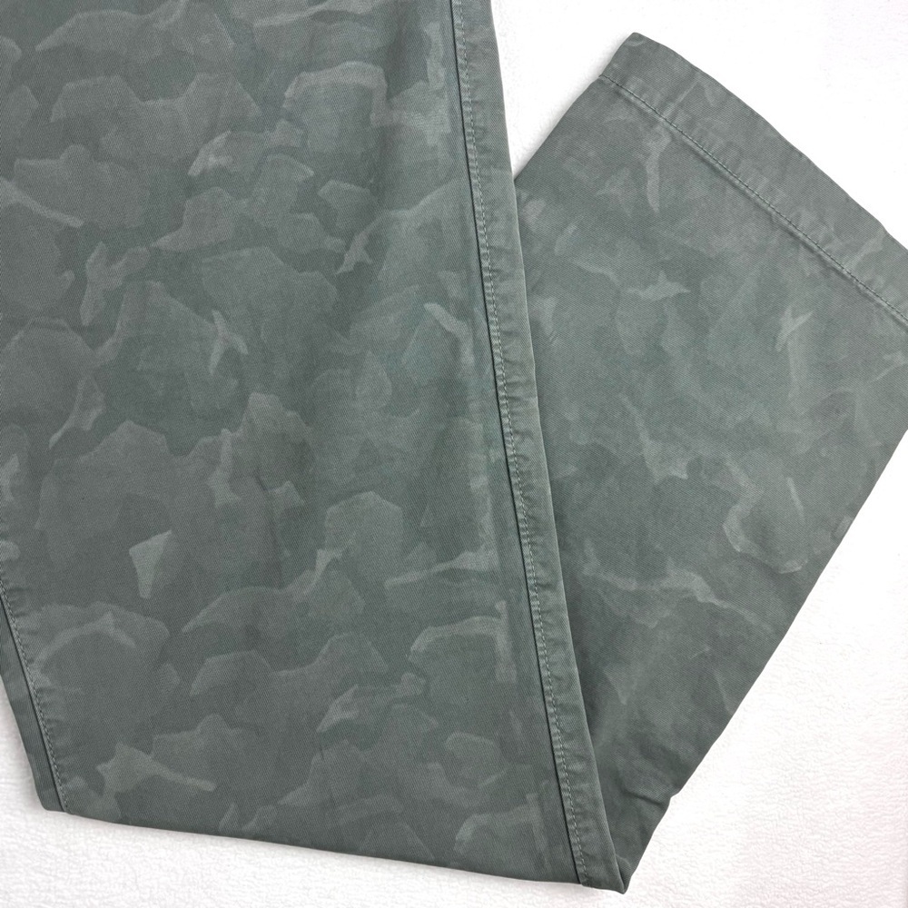 NWT Banana Republic Green Aiden Camo 100% Cotton Slim Straight Chino Pants 36/36 - Picture 6 of 16
